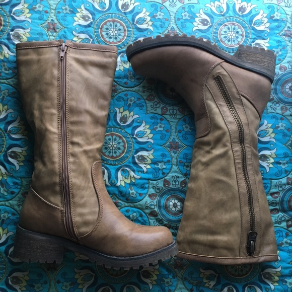 LA Donna Moda Casual Boots - Picture 1 of 10